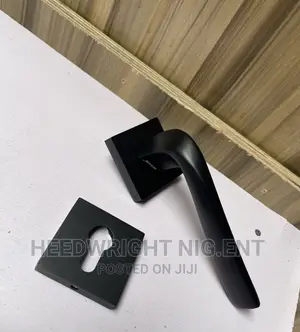 Matte Black Seperate Door Handles