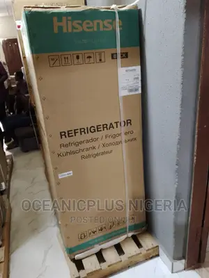 NEAT Hisense 204ltrs Double Door - Refrigerator W/ Dispenser