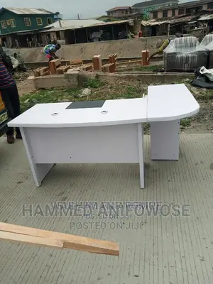 Executive Office Table Furnitures