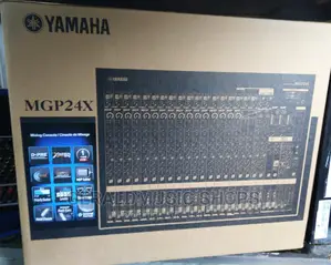 Yamaha MGP24X Mixing Console