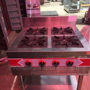 4 Burners Commercial Cookers