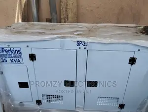 35kva Perkins England Diesel Soundproof Generator