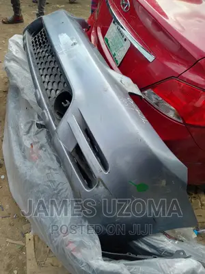 Front Bumper Toyota Matrix 2003 Model