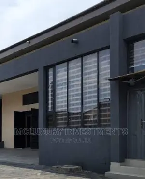 Very Good Building Up for Lease for Commercial Purpose