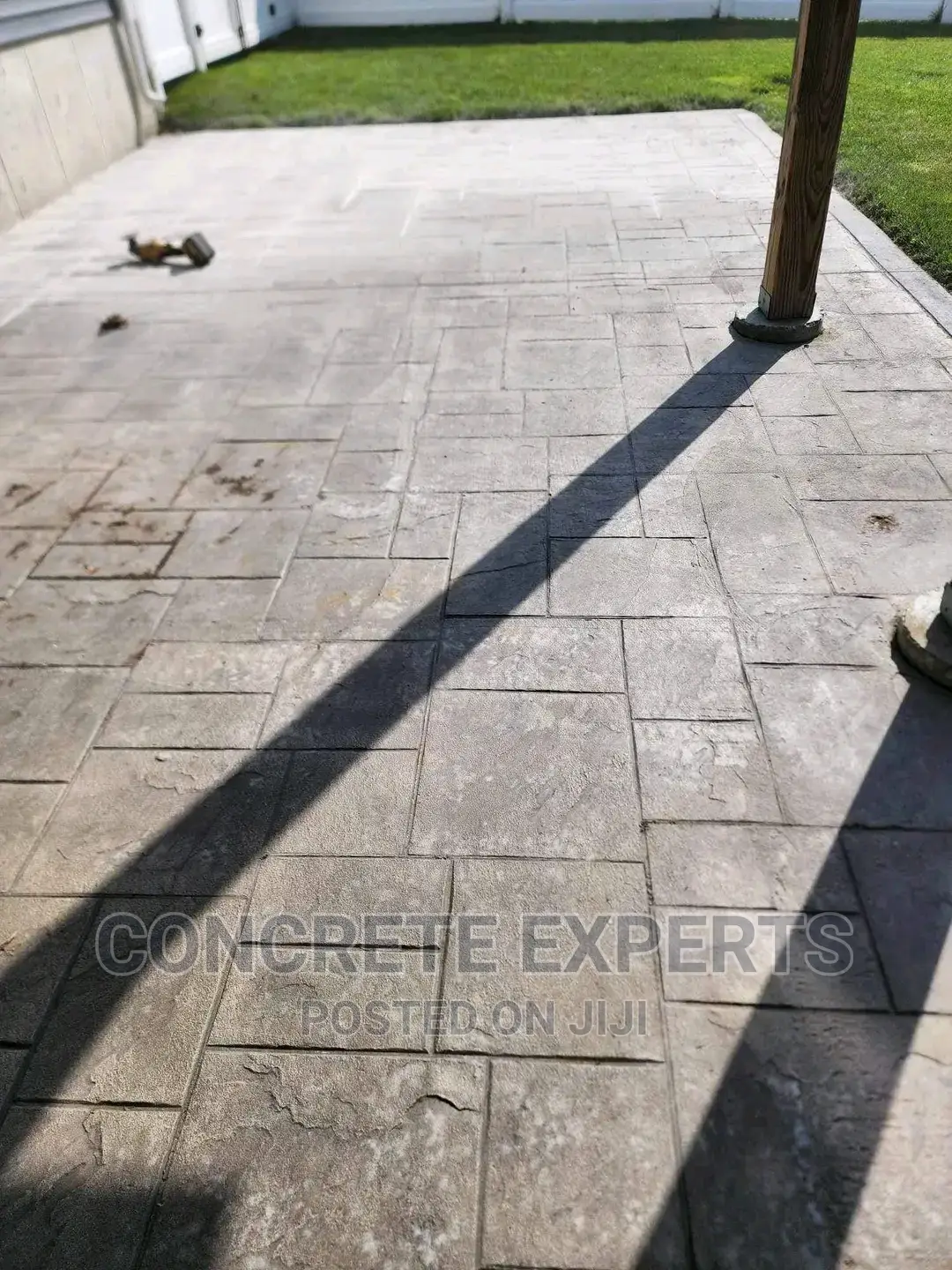 Stamp Floor Design