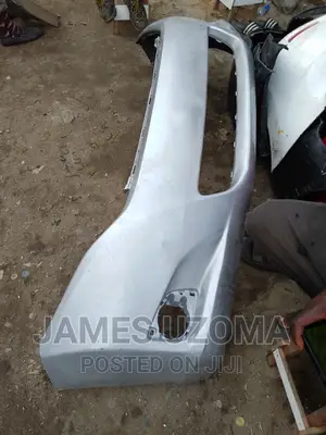 Empty Front Bumper Toyota Venza 2010/2015model