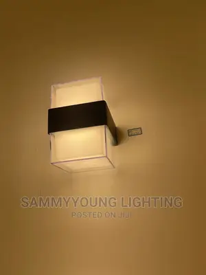 Quality Modern Outdoor LED Wall Bracket Light