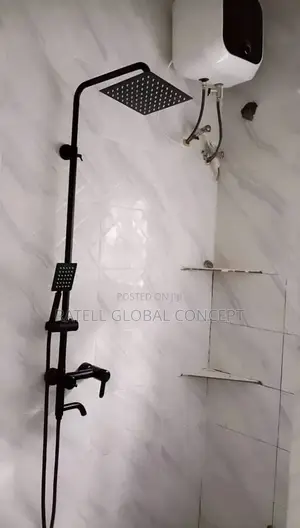 Huma Black Shower Mixer Set