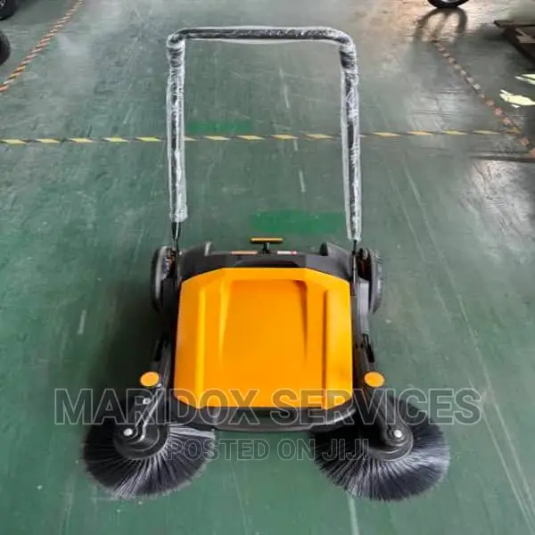 Hand Pushing Sweeper
