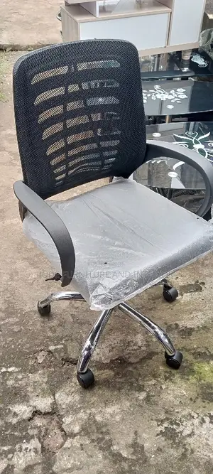 Receptionist Chair Available