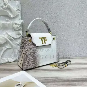 Super High Quality Bags Tom Ford Available in Store