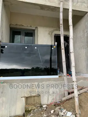 Frameless Glass Handrail With Aluminum