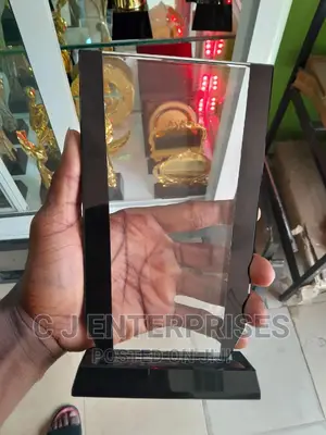 Glass Award Plaque D550