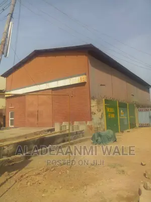 Warehouse on 800sqm Piece of Land for Sale in Kd C of O