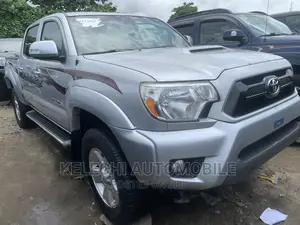 Toyota Tacoma 2014 Silver