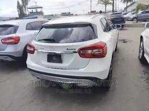 Mercedes-Benz GLA 250 2017 White