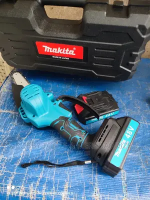 Makita Cordless Chainsaw