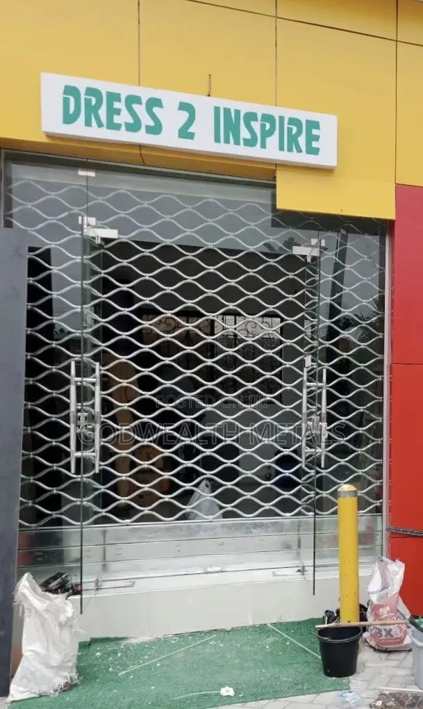 Grill Pipe See Through Rollers Shutter Doors