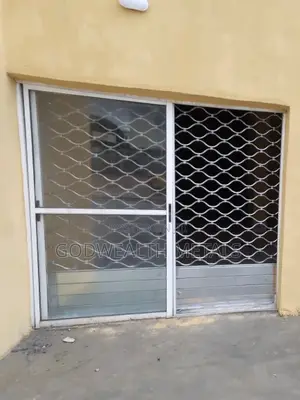 Galvanized Grill Roller Shutter Door