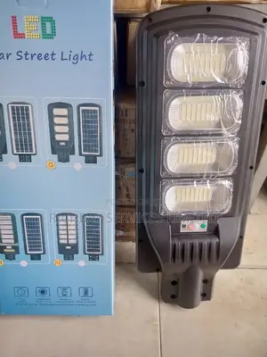 200 Watts 4 Eyes Solar Street Light