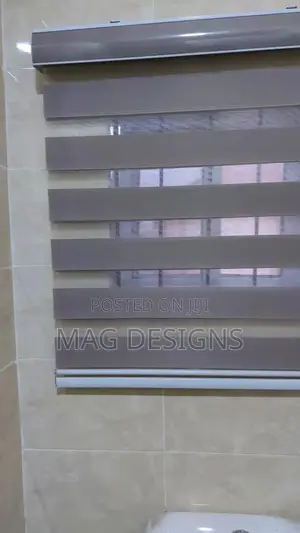High Quality Window Blind(Free Delivery)