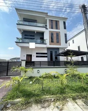 Furnished 5bdrm Duplex in Private Estate, Chevron for sale