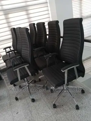 Executive Swivel Office Chair