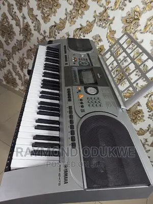 Professional Yamaha PSR Church Keyboard Piano
