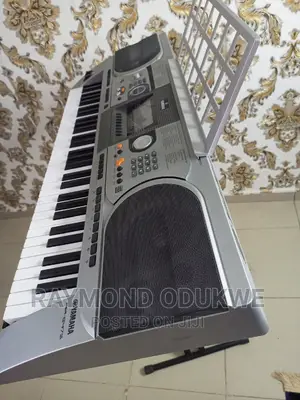 Yamaha PSR Church Keyboard Piano
