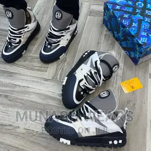 Louis Vuitton Sneakers