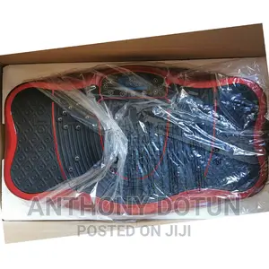 Big Size. Vibration Platform Body Massager