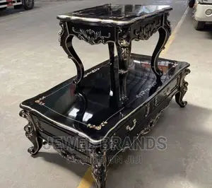 Center Table With 2 Side Stools