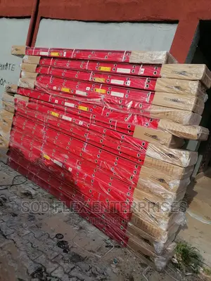 28 Step Heavy Duty Fiberglass Ladder