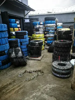 Forklifts and Cars Tyres