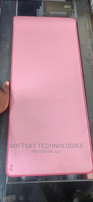 Logitech Desk Mat (Studio Series