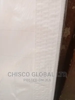 Plastic Foldable Table (4ft)