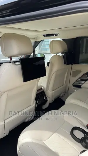 New Land Rover Range Rover Vogue 2023 Black