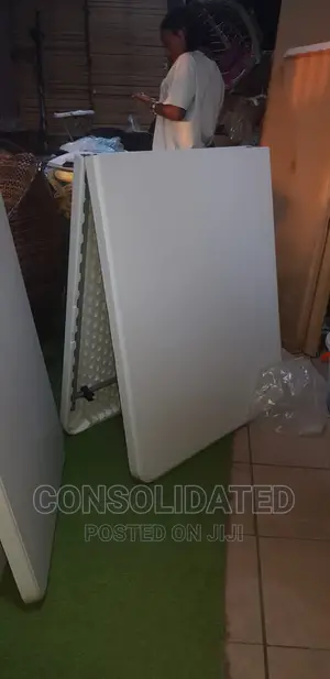 Foldable Plastic Rectangular Table
