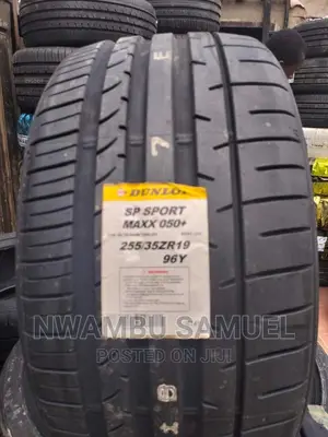 255/35r19 Dunlop Tyre