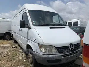 Mercedes-Benz Sprinter 2002 White