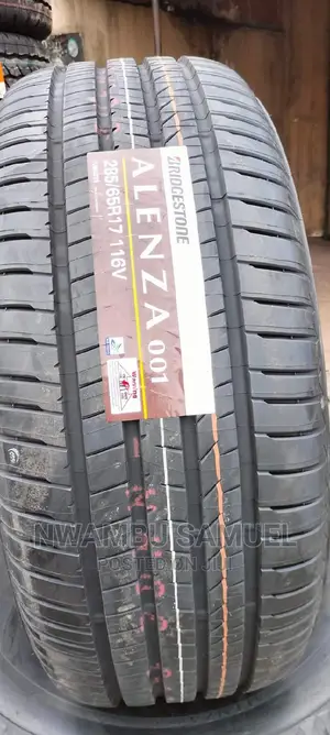 285/65r17 Bridgestone Tyre