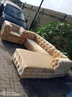 L-Shape With a Single Seater