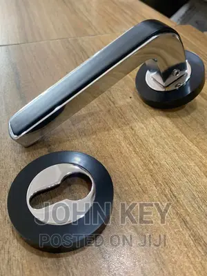Black Rosette Handle With Rose