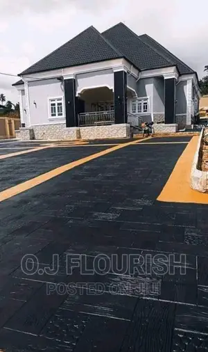 Black Effect on Stamped Concrete Flooring
