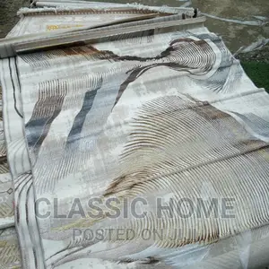 Quality 5 by 7 Center Rug Available as Seen