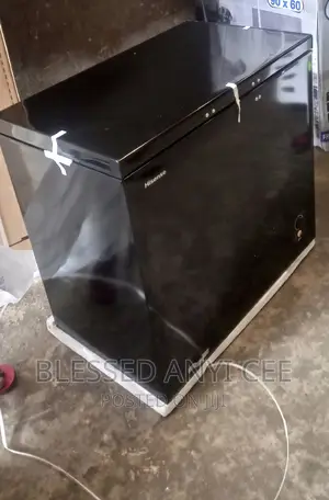 New Hisense Chest Freezer (189liter) With Top Glass Warranty