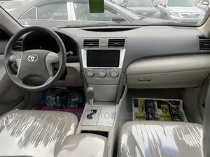 Toyota Camry LE 4dr Sedan (2.4L 4cyl 5A) 2007 Green