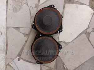 Tokubo Venza Back Door JBL Speaker