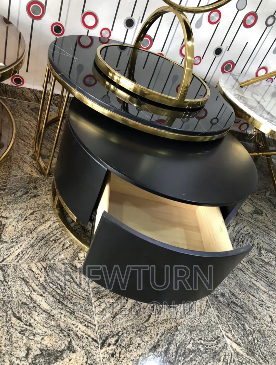 Double Center Table.