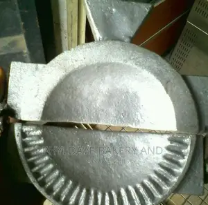 (Meat, Fish, Chicken) Pie Molder/ Cutters Are Available